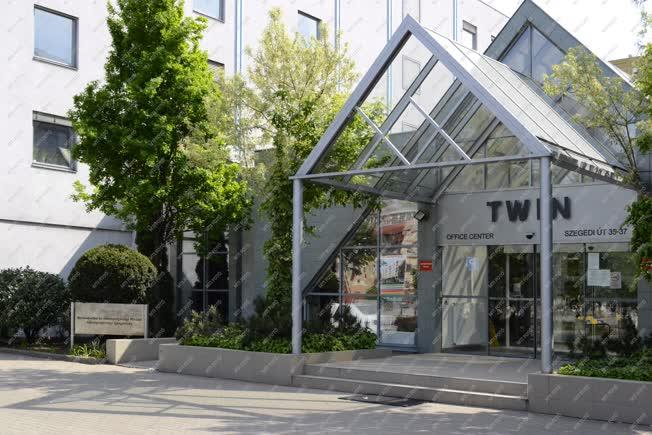 Twin-office---VIP